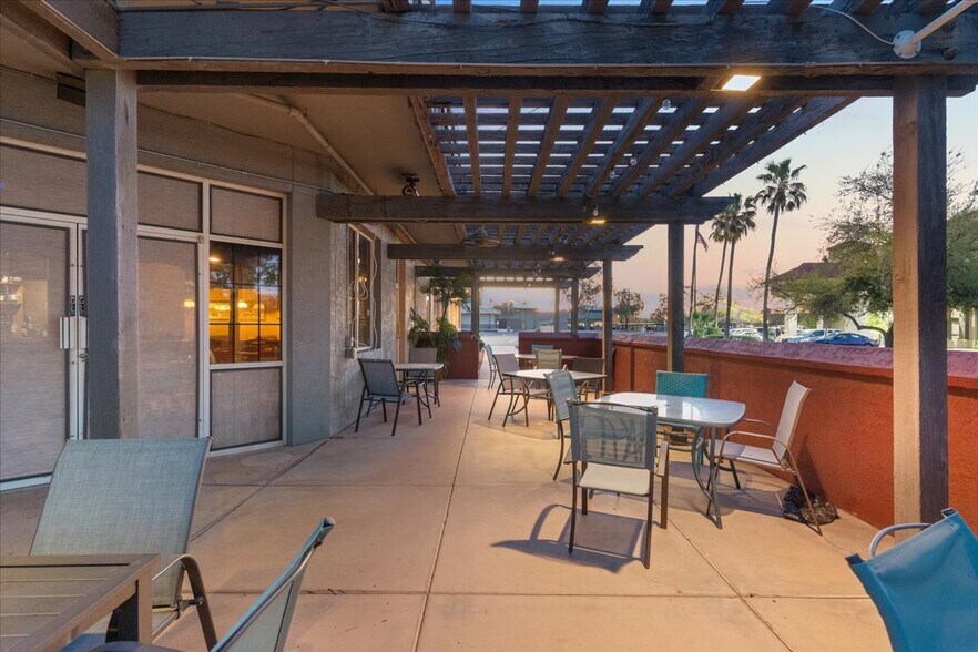 More Photos Of 12555 W Bell Rd, Surprise Restaurant For Sale