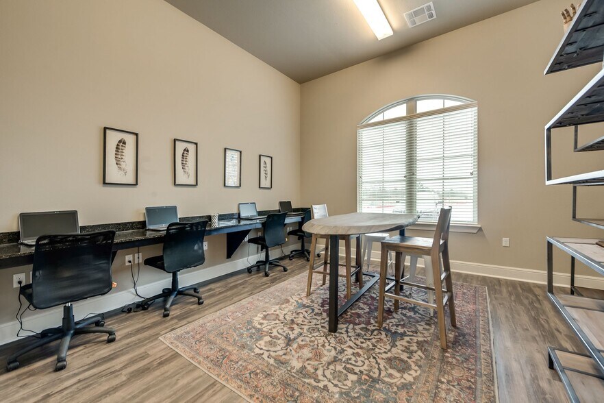 More Photos Of 2410 W Jack Finney Blvd, Greenville Apartments For Sale