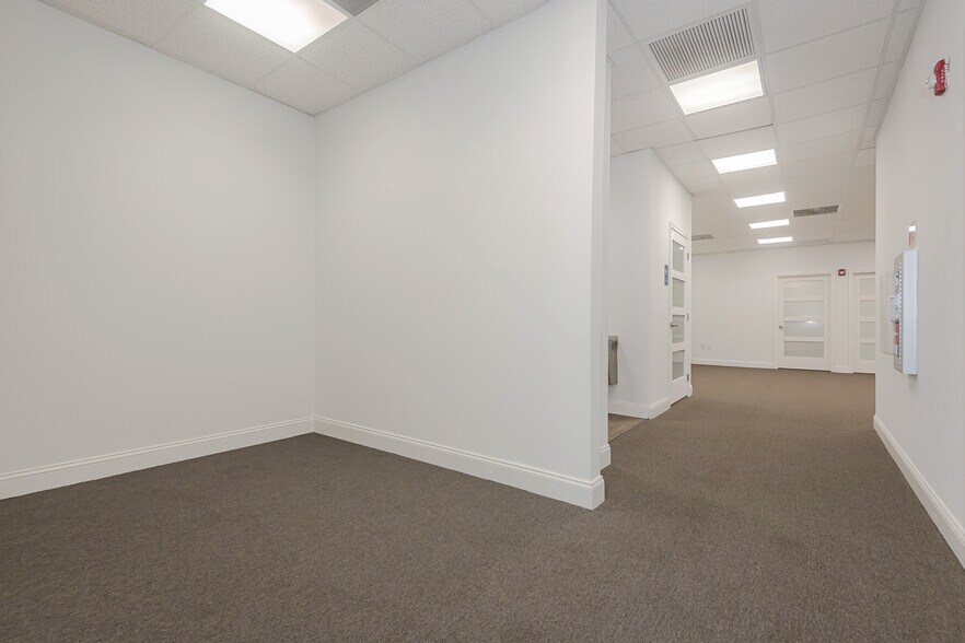 More Photos Of 7301 Wiles Rd, Coral Springs Medical For Sale
