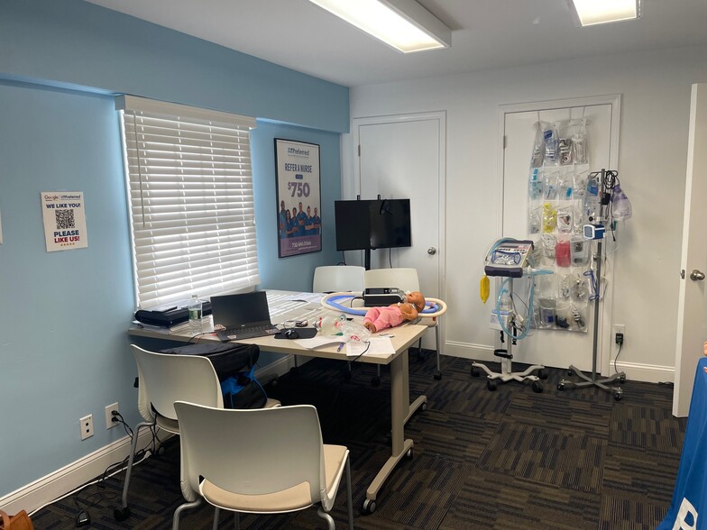 More Photos Of 615 Main St, Toms River Office For Sale