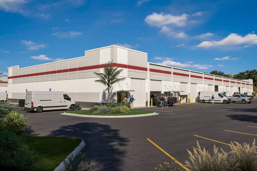 More Photos Of 7835 American Way, Groveland Warehouse For Lease