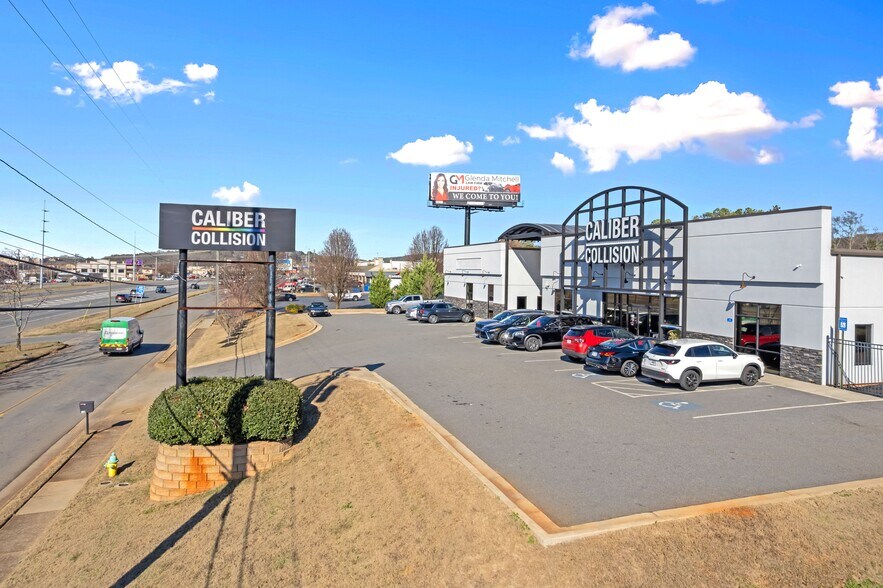 More Photos Of 118 S Morningside Dr, Cartersville Auto Repair For Sale