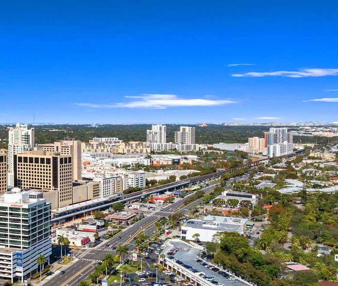 More Photos Of 9480 S Dixie Hwy, Miami Office For Sale