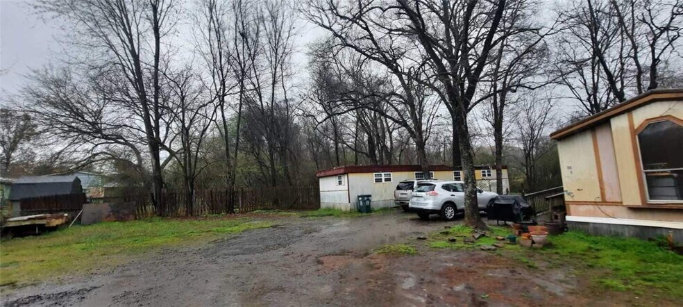 More Photos Of 188 Fields St, Russellville Multifamily For Sale