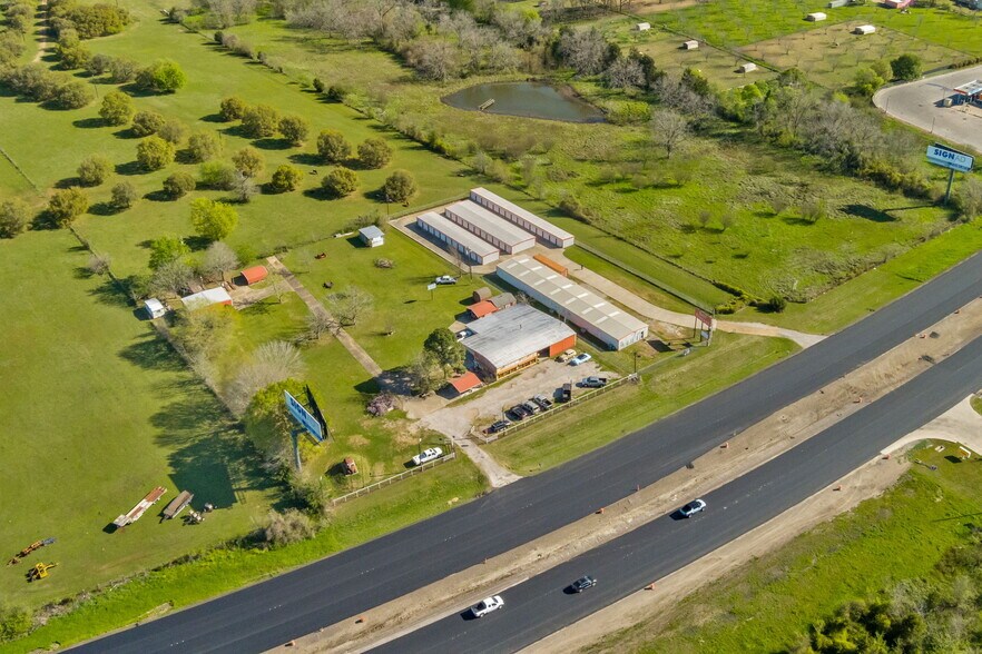 More Photos Of 8775 Highway 290 E, Chappell Hill Self Storage For Sale