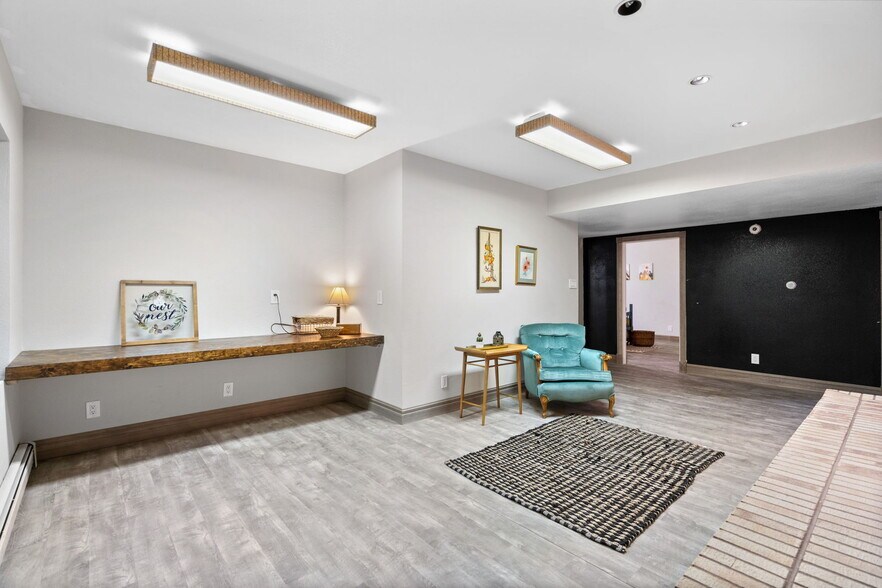 More Photos Of 13231 Dillon St, Brighton Specialty For Sale