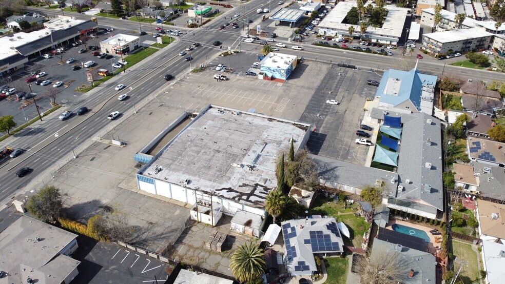 More Photos Of 3438 Watt Ave, Sacramento Freestanding For Sale