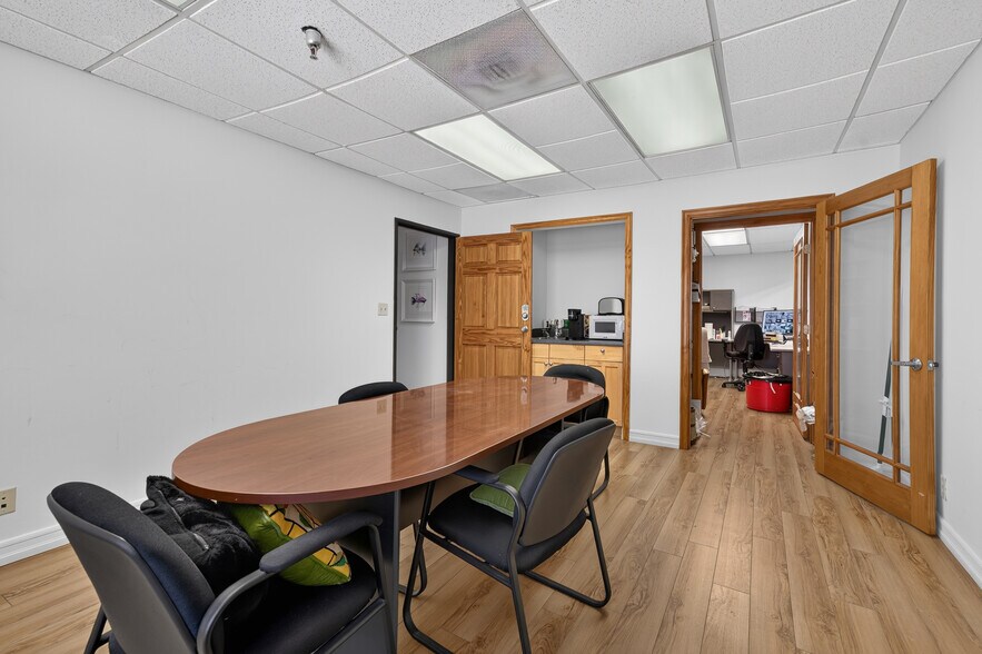 More Photos Of 16531 Saticoy St, Van Nuys Warehouse For Sale