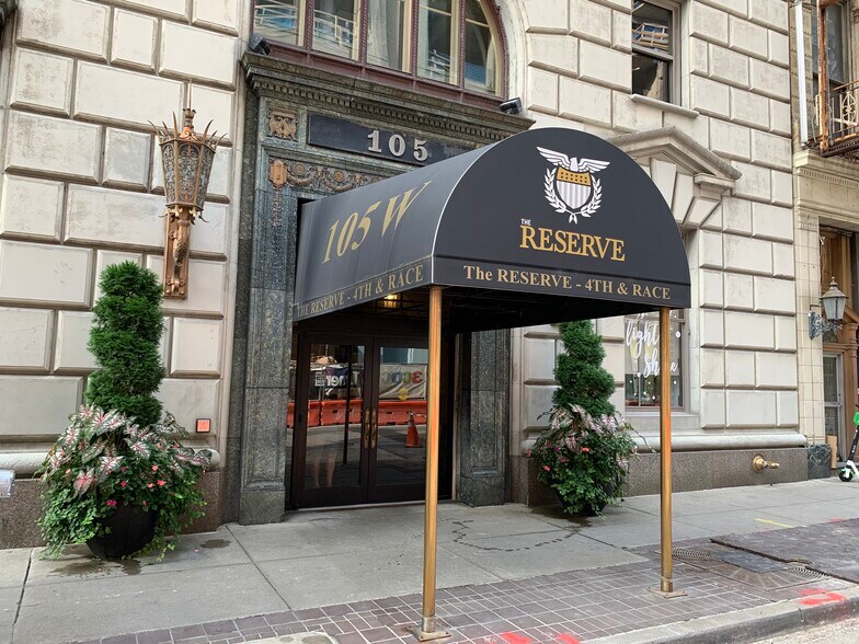 More Photos Of 105 W 4th St, Cincinnati Apartments For Lease