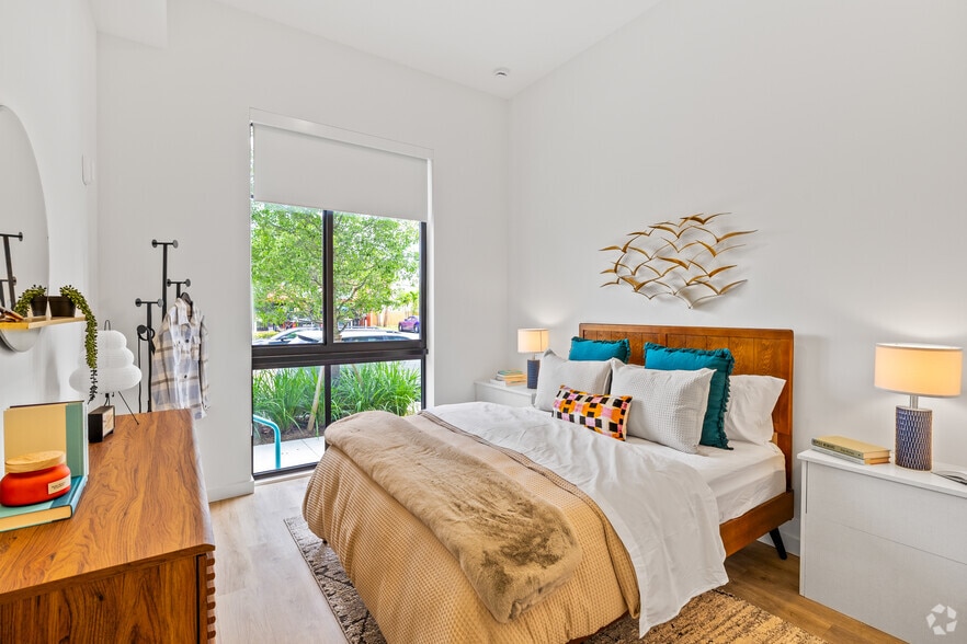 More Photos Of 2585 Spruce Ave, West Palm Beach Apartments For Lease