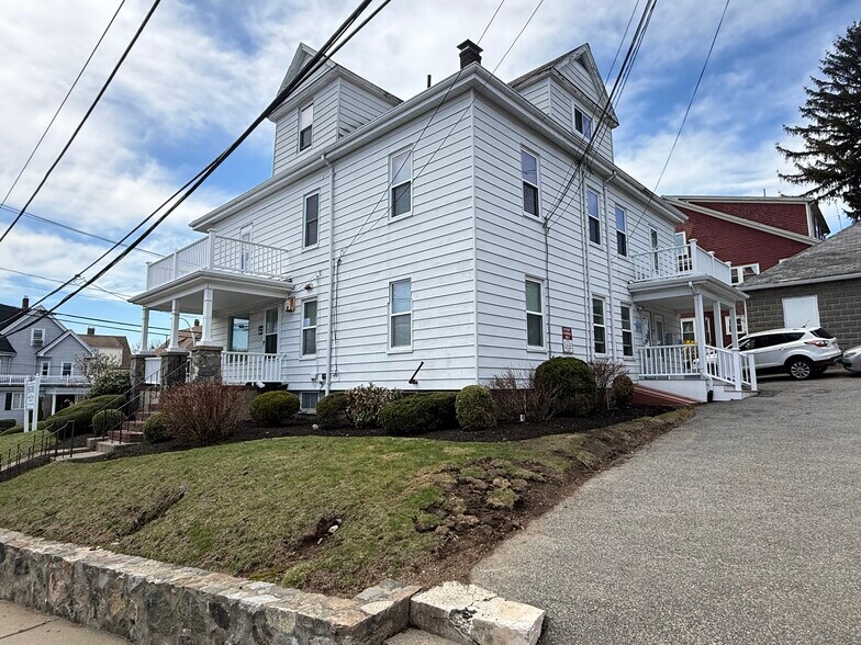 More Photos Of 548-550 Mount Auburn St, Watertown Office For Lease
