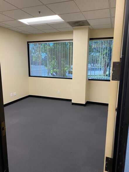 More Photos Of 6715 N Palm Ave, Fresno Office For Lease