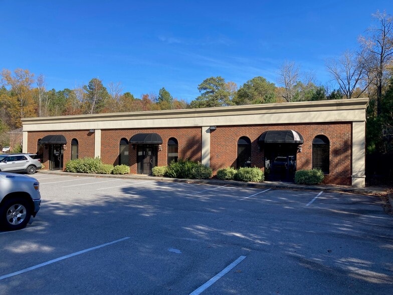 More Photos Of 108 Oak Park Dr, Irmo Office For Lease