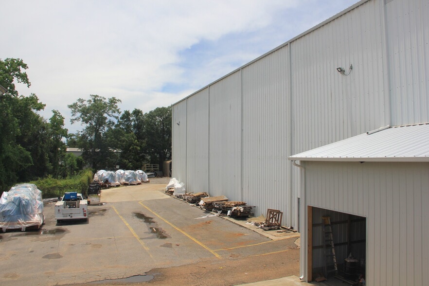 More Photos Of 5890 I 10 Industrial Pkwy W, Theodore Manufacturing For Sale