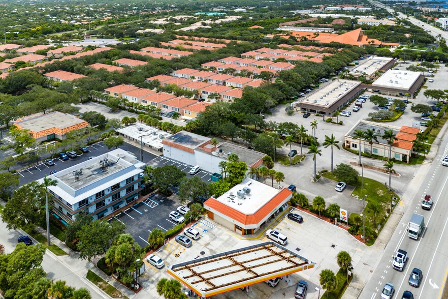 More Photos Of 112-120 US Highway 1, Tequesta Medical For Sale