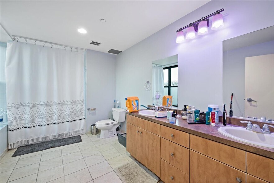 More Photos Of 128 N 8th St, Allentown Warehouse For Sale