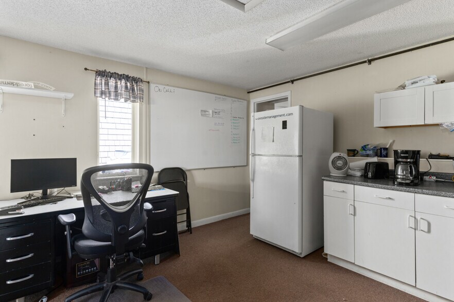 More Photos Of 12 Elm St, Freeport Apartments For Sale