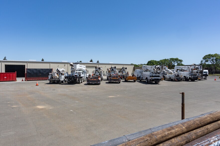 More Photos Of 1111 Green Island Rd, American Canyon Warehouse For Lease