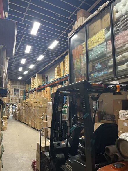 More Photos Of 70-42 48th Ave, Woodside Warehouse For Sale