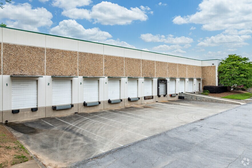 More Photos Of 6255 Boat Rock Blvd SW, Atlanta Distribution For Lease