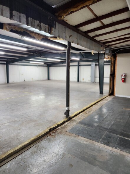 More Photos Of 3225 Highway 31 S, Decatur Industrial For Lease