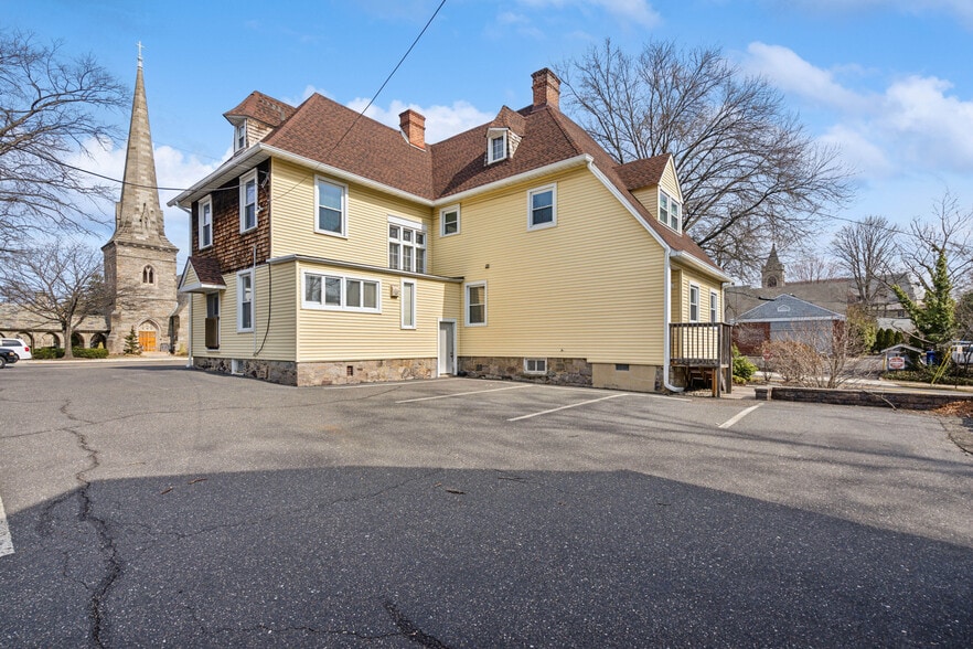 More Photos Of 202 W Main St, Moorestown Office For Sale