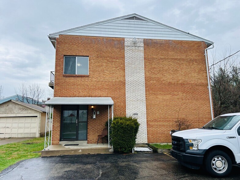 More Photos Of 1584 W Galbraith Rd, Cincinnati Apartments For Sale