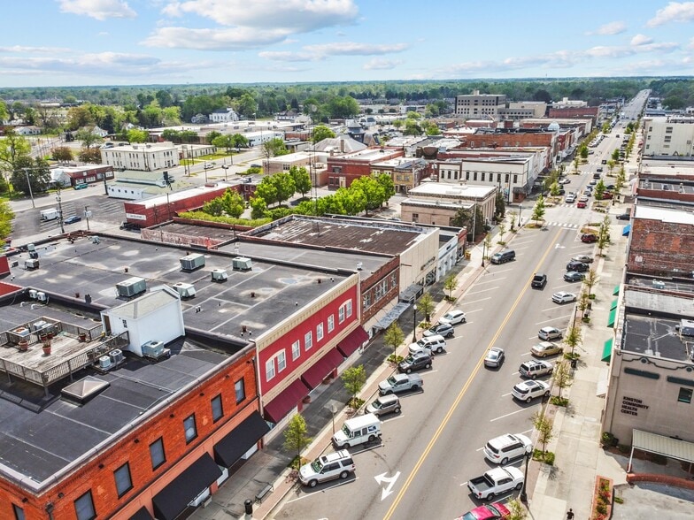 More Photos Of 327 N Queen St, Kinston Office For Sale