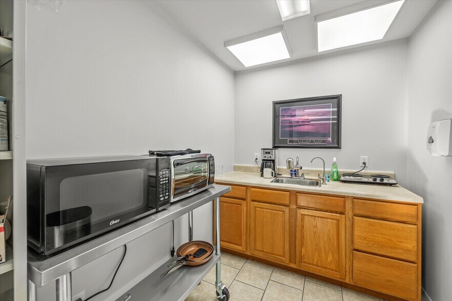 More Photos Of 340 Beaty Swamp Rd, Monroe Manufacturing For Sale