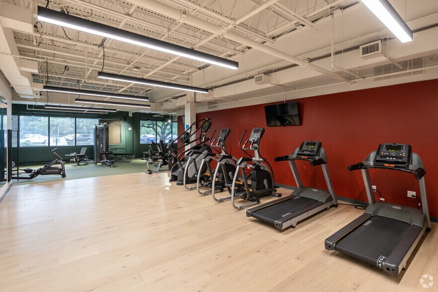 More Photos Of 100 S Jefferson Rd, Whippany Office For Sale