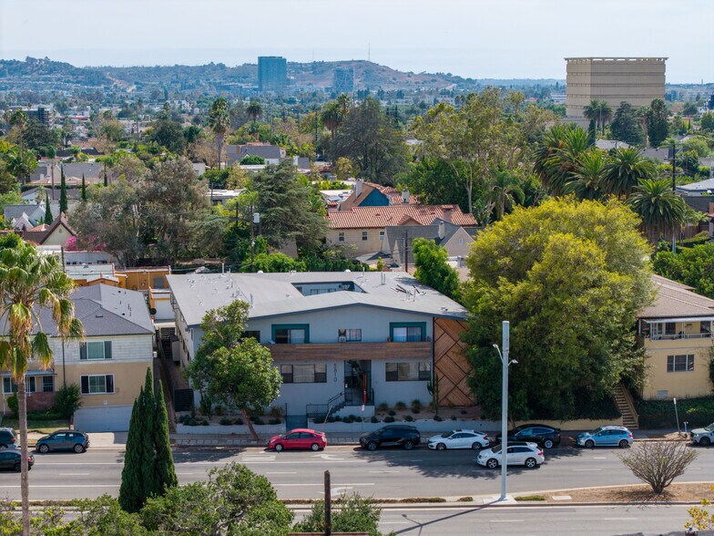 More Photos Of 5810 San Vicente Blvd, Los Angeles Apartments For Sale