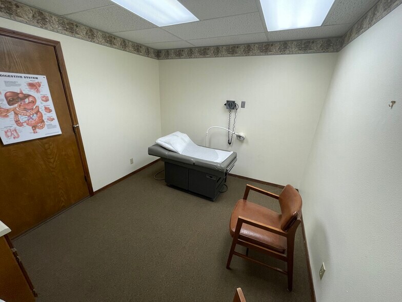 More Photos Of 496 Shoup Ave W, Twin Falls Office For Lease