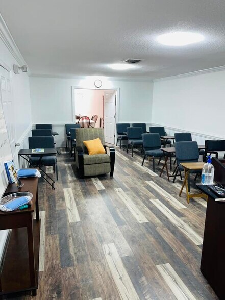 More Photos Of 301 W Main St, Stoneville Office For Sale