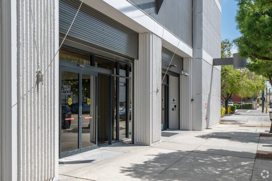 More Photos Of 610 E Zack St, Tampa Office For Lease