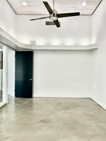 More Photos Of 721 NE 3rd Ave, Fort Lauderdale Office For Lease