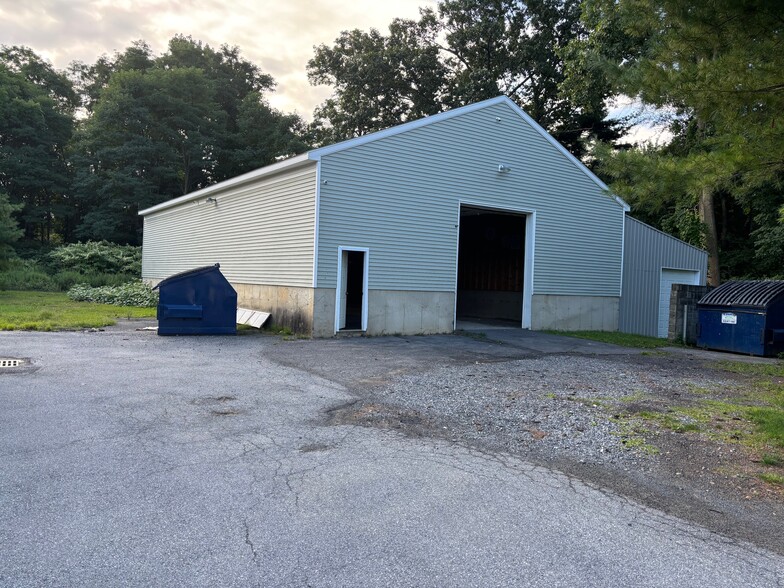 Primary Photo Of 26 W Campbell Rd, Schenectady Warehouse For Lease