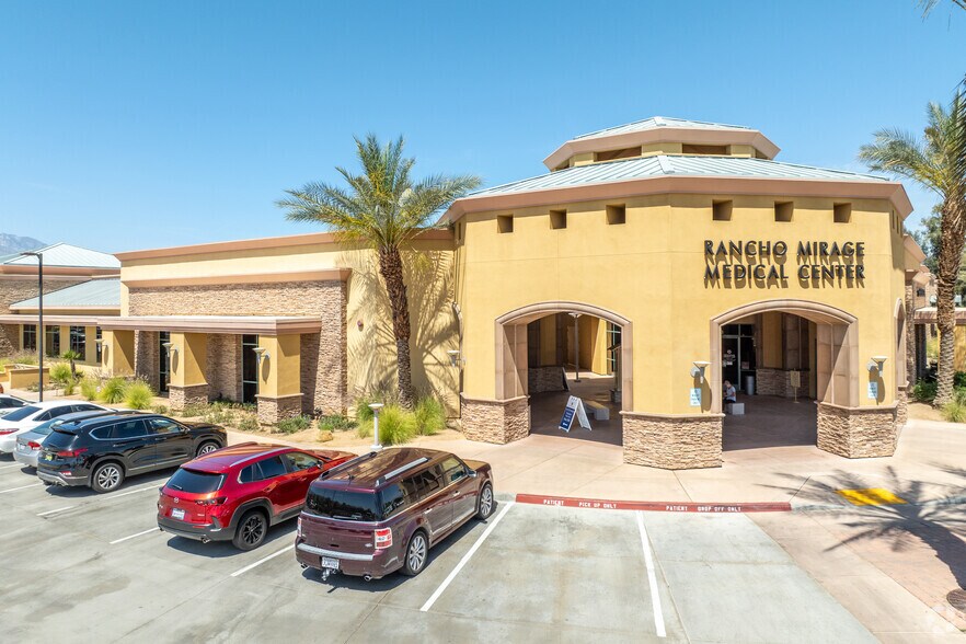 More Photos Of 72780 Country Club Dr, Rancho Mirage Medical For Sale