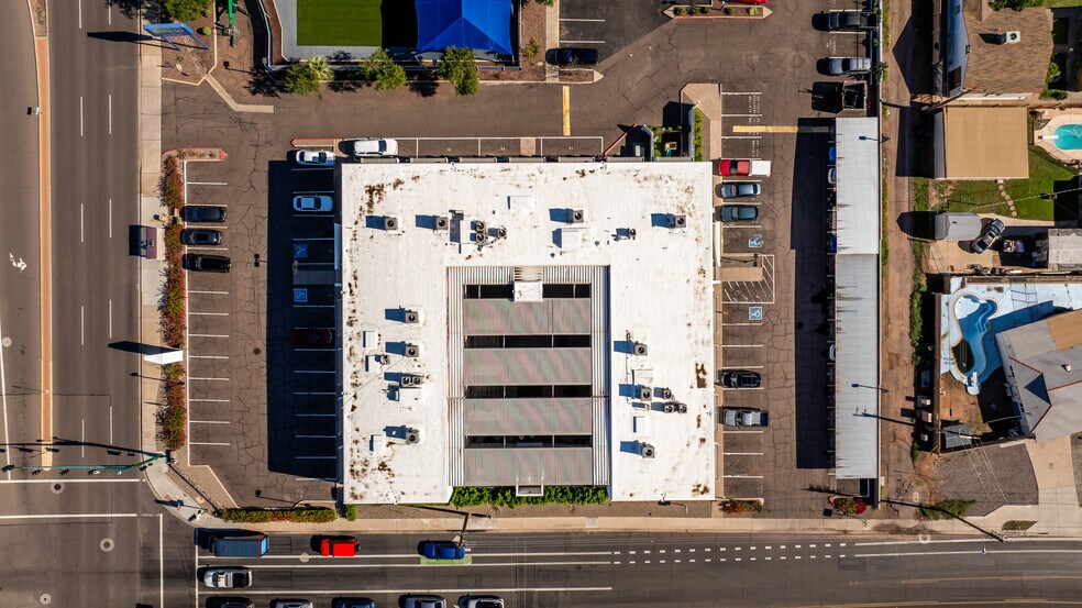 More Photos Of 4801 E McDowell Rd, Phoenix Medical For Sale