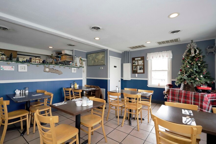 More Photos Of 116 Sconticut Neck Rd, Fairhaven Industrial For Sale