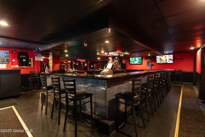 More Photos Of 1915 Us-9, Clifton Park Freestanding For Sale