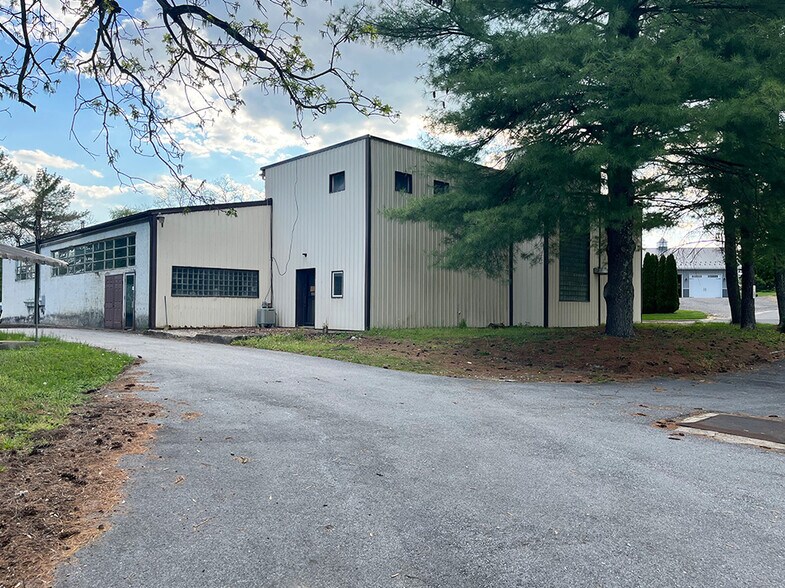 Primary Photo Of 1843 Old Taneytown Rd, Westminster Industrial For Lease
