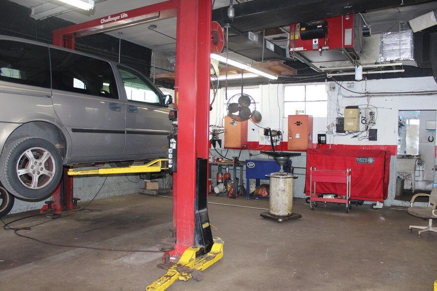 More Photos Of 3226 Baltimore Blvd, Finksburg Auto Repair For Sale