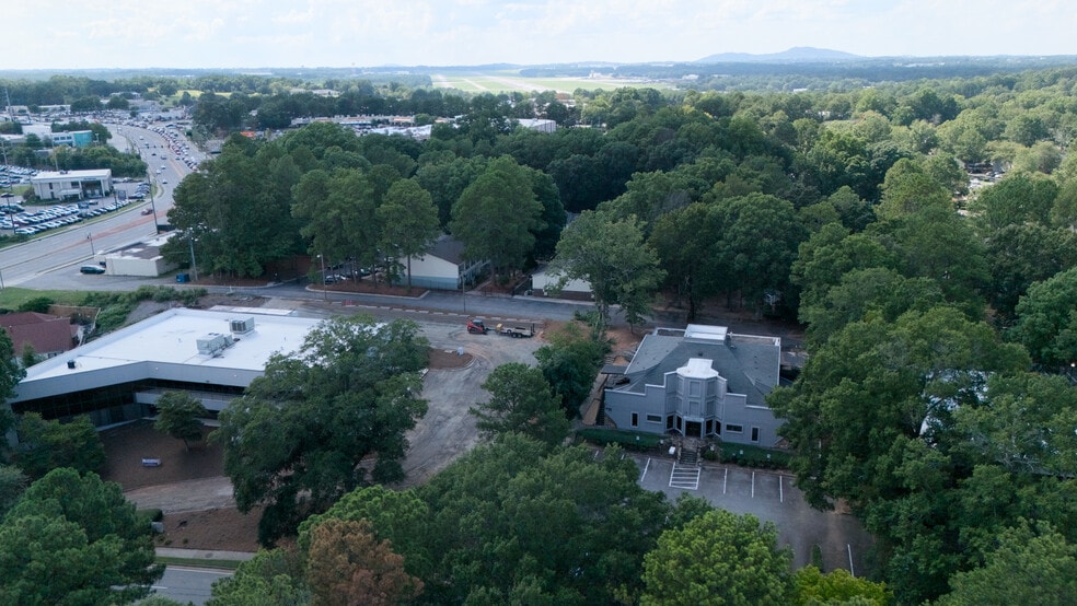 More Photos Of 1977 N Park Pl SE, Atlanta Medical For Lease