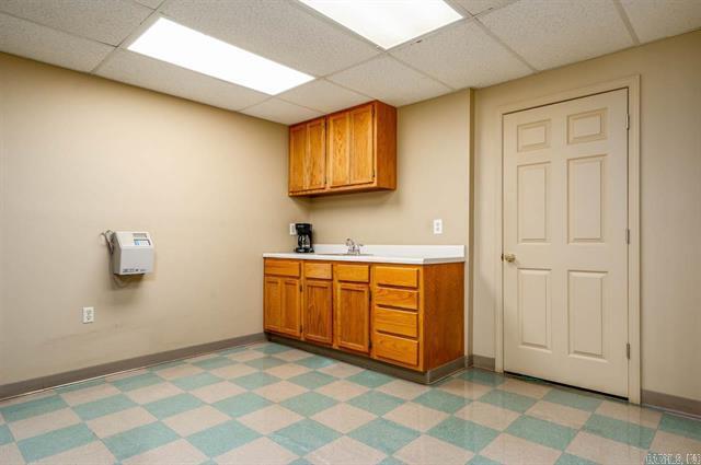 More Photos Of 850 Simon Rd, Conway Office For Sale