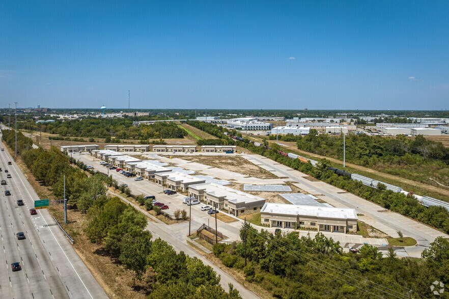 More Photos Of 16310 State Highway 249, Houston Office For Lease