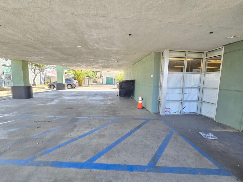 More Photos Of 1512 W Slauson Ave, Los Angeles Office For Sale