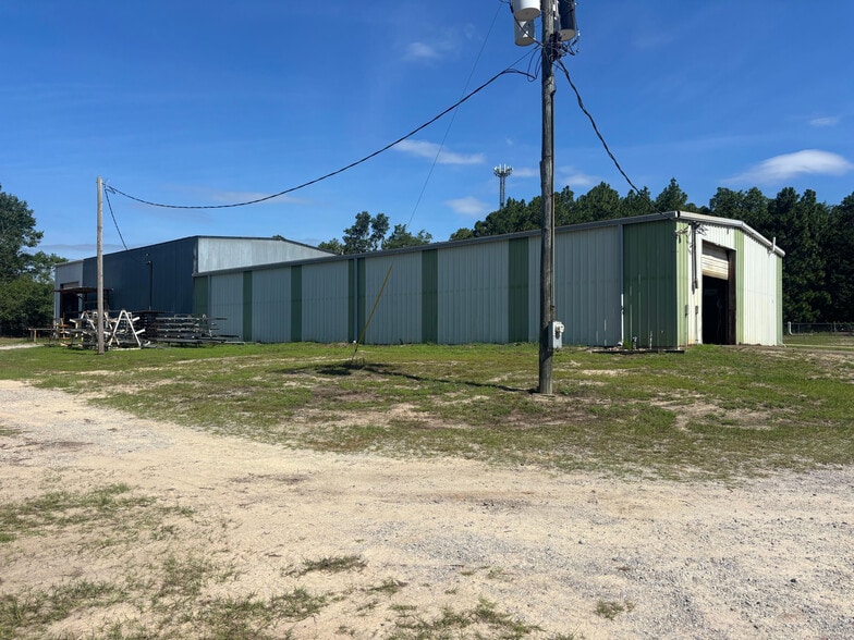 More Photos Of 424 Shelton Rd, West Columbia Warehouse For Sale