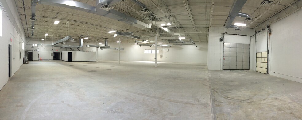 More Photos Of 35715 Stanley Dr, Sterling Heights Light Manufacturing For Lease