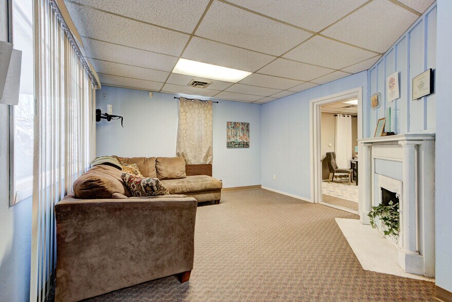 More Photos Of , El Reno Office For Sale