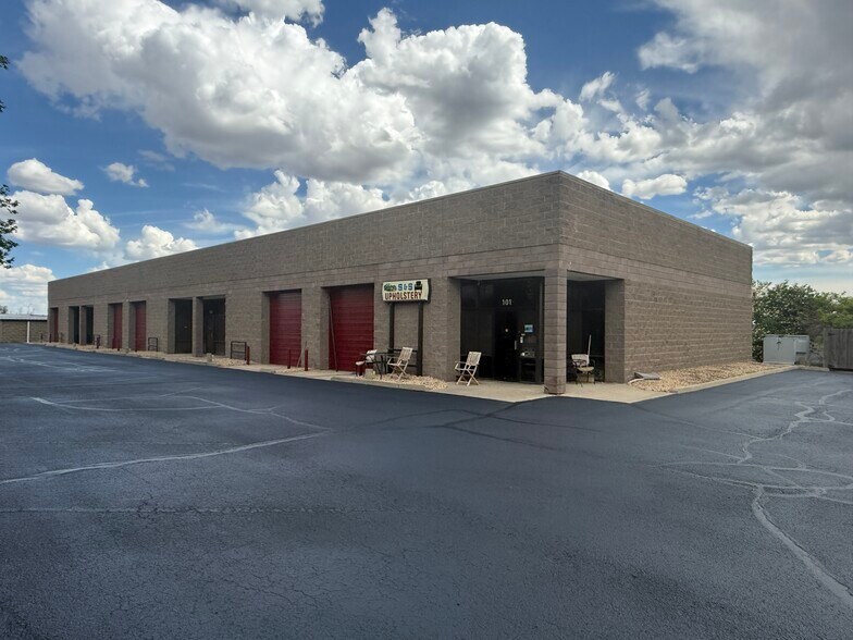 Primary Photo Of 705 Weaver Park Rd, Longmont Warehouse For Lease